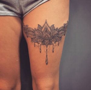 51 Sexy Thigh Tattoos For Women + Cute Designs and Ideas (2026 Guide)